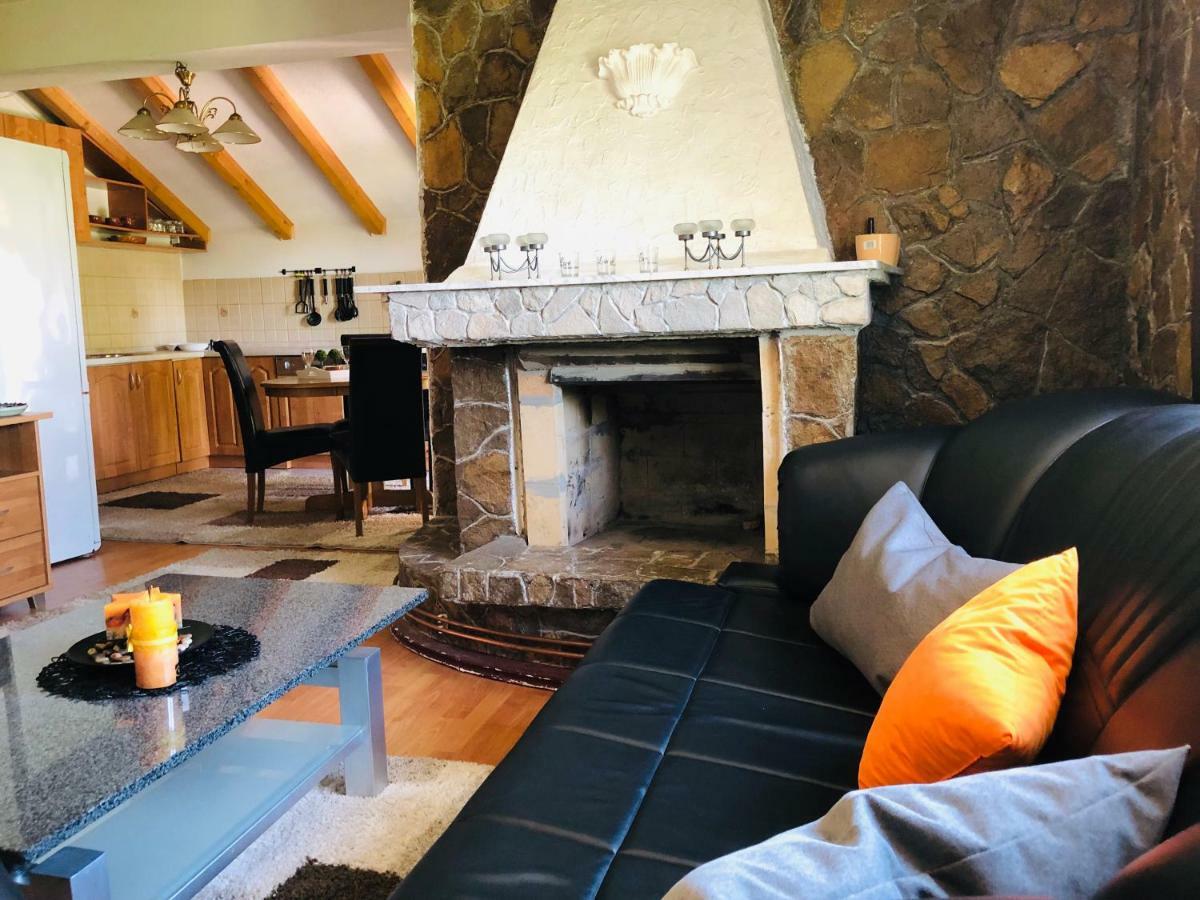 Appartement Adella à Sarajevo Extérieur photo
